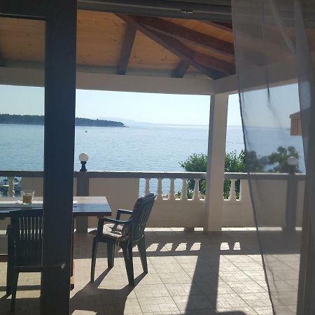Apartmani Slavica Rab Town Esterno foto