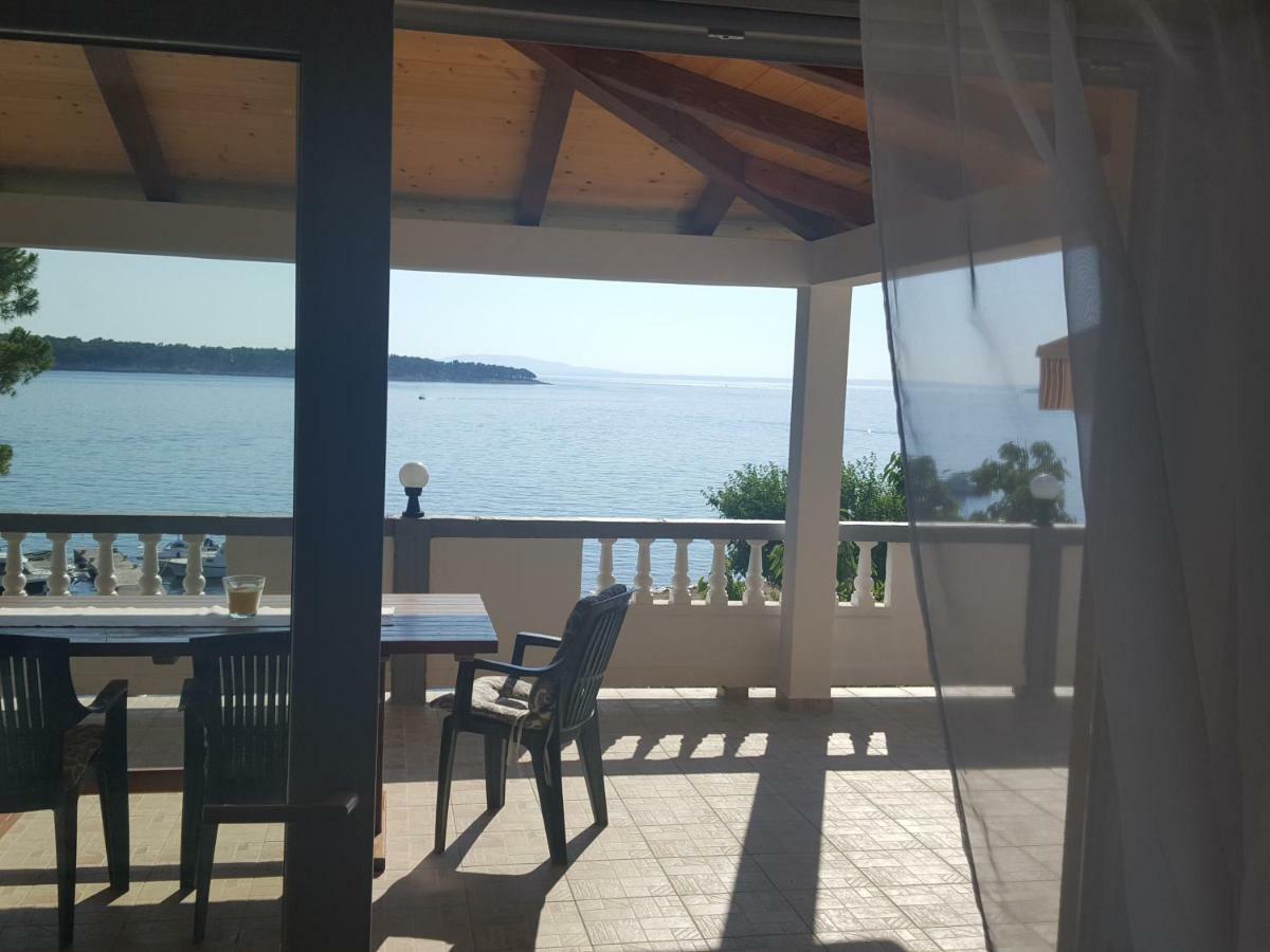 Apartmani Slavica Rab Town Esterno foto